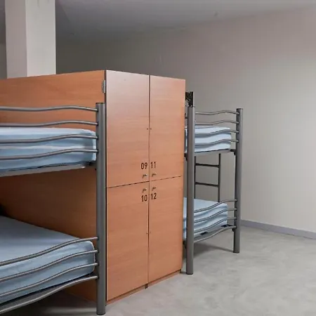 Bela Hostel *